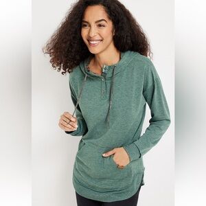 Maurices Lightweight Homeward Plaid Soft Pullover Fleece Hoodie